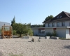 Pausenplatz-und-Schulhaus-Schwarzhaeusern